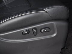 2013款 5.6L 自动 4WD 7座