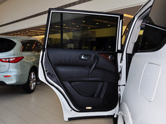 2013款 5.6L 自动 4WD 7座