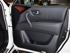 2013款 5.6L 自动 4WD 7座