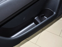 2013款 5.6L 自动 4WD 7座