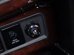 2013款 5.6L 自动 4WD 7座