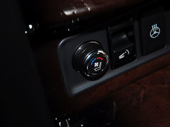2013款 5.6L 自动 4WD 7座