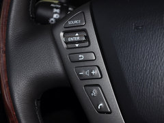 2013款 5.6L 自动 4WD 7座