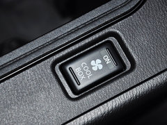 2013款 5.6L 自动 4WD 7座