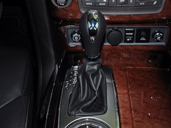 2013款 5.6L 自动 4WD 7座