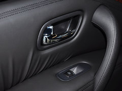 2013款 5.6L 自动 4WD 7座