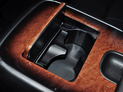 2013款 5.6L 自动 4WD 7座