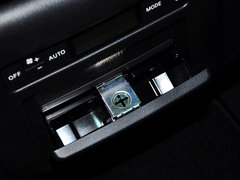 2013款 5.6L 自动 4WD 7座