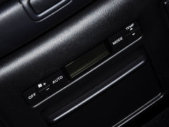 2013款 5.6L 自动 4WD 7座