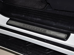2013款 5.6L 自动 4WD 7座