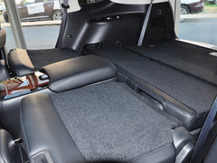 2013款 5.6L 自动 4WD 7座