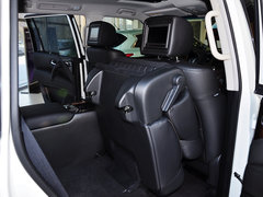 2013款 5.6L 自动 4WD 7座