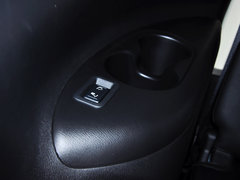 2013款 5.6L 自动 4WD 7座
