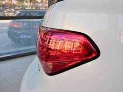 2013款 5.6L 自动 4WD 7座