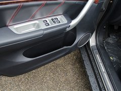 2013款 运动版 1.5T 手动 两驱尊贵型 5座