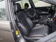 2013款 运动版 1.5T 手动 两驱尊贵型 5座