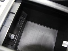 2013款 运动版 1.5T 手动 两驱尊贵型 5座