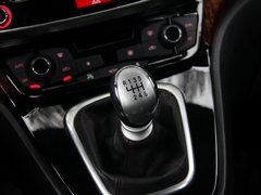 2013款 运动版 1.5T 手动 两驱尊贵型 5座