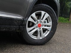 2013款 运动版 1.5T 手动 两驱尊贵型 5座