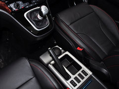 2013款 运动版 1.5T 手动 两驱尊贵型 5座