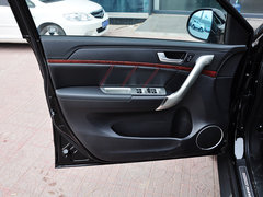 2013款 运动版 1.5T 手动 两驱尊贵型 5座