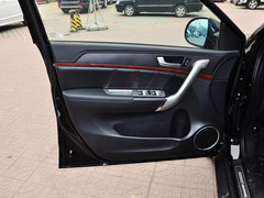 2013款 运动版 1.5T 手动 两驱尊贵型 5座