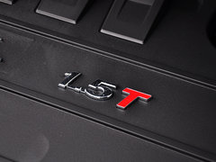 2013款 运动版 1.5T 手动 两驱尊贵型 5座