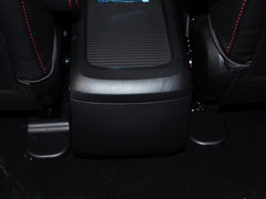 2013款 运动版 1.5T 手动 两驱尊贵型 5座