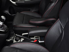 2013款 运动版 1.5T 手动 两驱尊贵型 5座