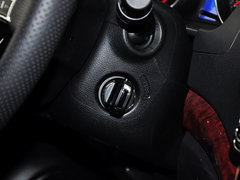 2013款 运动版 1.5T 手动 两驱尊贵型 5座