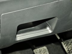 2013款 运动版 1.5T 手动 两驱精英型 5座