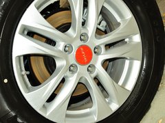 2013款 运动版 1.5T 手动 两驱精英型 5座