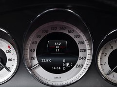 2013款 GLK300 3.0L 自动 四驱动感天窗型 5座