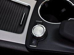 2013款 GLK300 3.0L 自动 四驱动感天窗型 5座