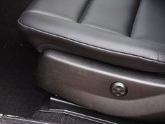 2013款 GLK300 3.0L 自动 四驱动感天窗型 5座