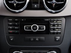 2013款 GLK300 3.0L 自动 四驱动感天窗型 5座