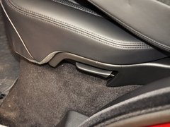 2014款 3.0T 自动 V6智利红限量版