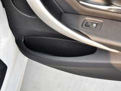 2013款 320i 2.0T 时尚型 旅行版