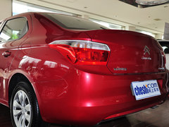 2014款 1.6L 自动 时尚型