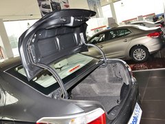 2014款 1.6L 自動(dòng) 豪華型