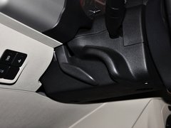 2014款 1.6L 自动 豪华型