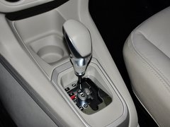 2014款 1.6L 自动 豪华型