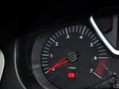 2014款 1.6L 自动 豪华型
