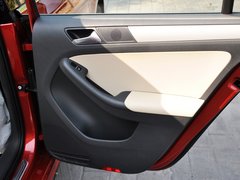 2014款 1.6L 自动 舒适型