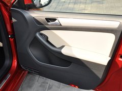 2014款 1.6L 自动 舒适型
