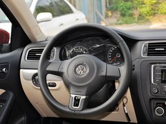 2014款 1.6L 自动 舒适型