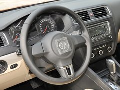 2014款 1.6L 自动 舒适型