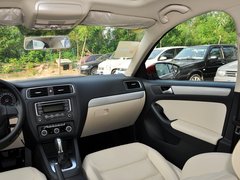 2014款 1.6L 自动 舒适型