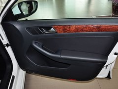 2014款 1.8TSI 自动 旗舰版