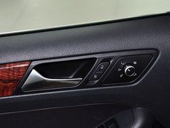 2014款 1.8TSI 自动 旗舰版